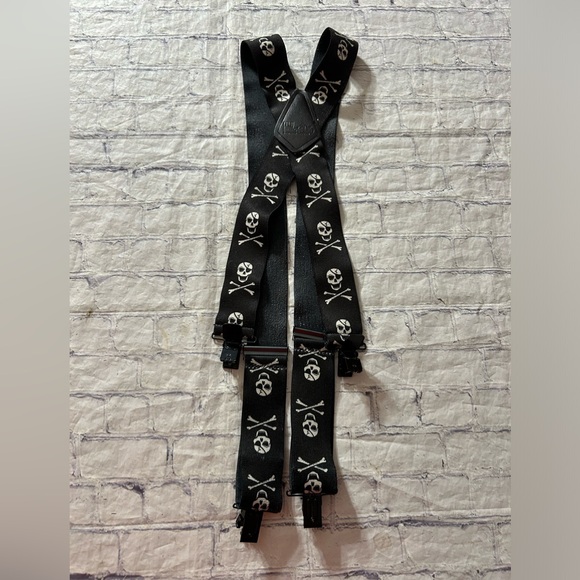 HOLDUP SUSPENDER COMPANY SKULL AND BONES BLACK & WHITE ADJUSTABLE WIDE SUSPENDER - Picture 1 of 6